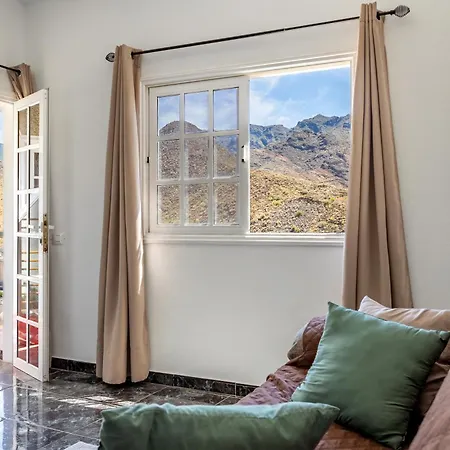 Apartman Home2book Ocean & Mountain View In *